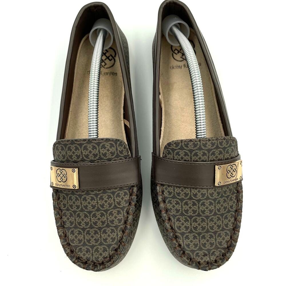 Daisy Fuentes Women's Brown Loafers, Size 7 1/2‎ W, Career Comfort Classic Logo